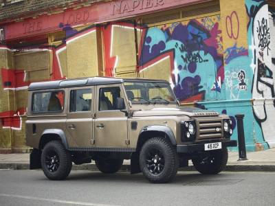 Land-Rover-Defender-X-Tech-2011